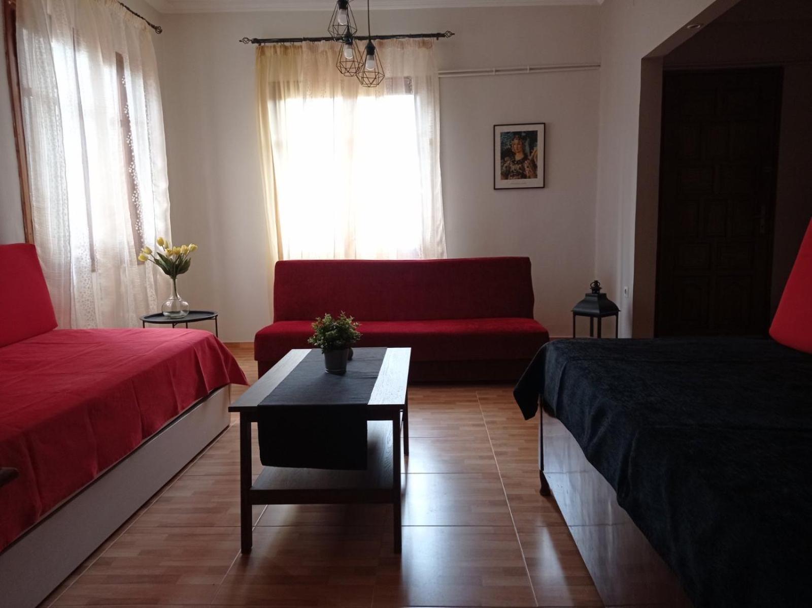 Comfortable & Cozy House Apartment Волос Екстериор снимка