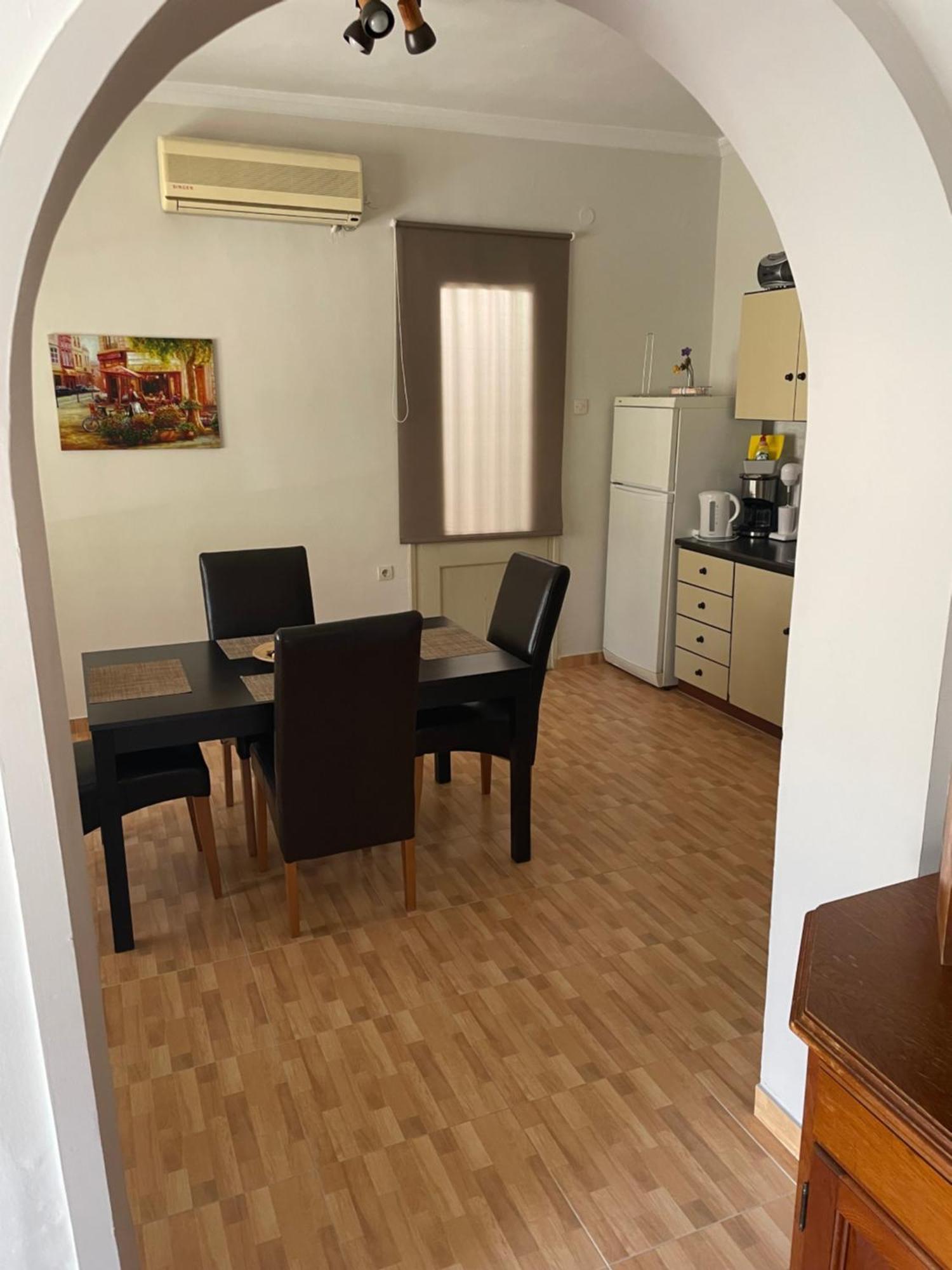 Comfortable & Cozy House Apartment Волос Екстериор снимка