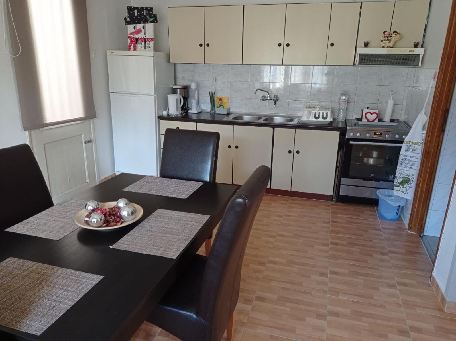 Comfortable & Cozy House Apartment Волос Екстериор снимка
